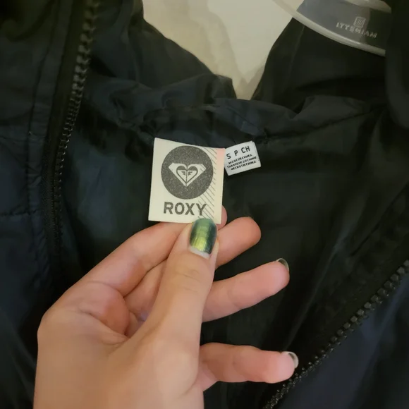Roxy Winter Jacket - Picture 3 of 4